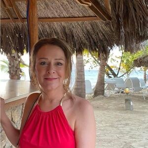 Meet your Posher, Pamela